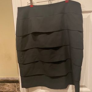 🌺Jones Studio Separates ruffled skirt. Size:L (12-14)